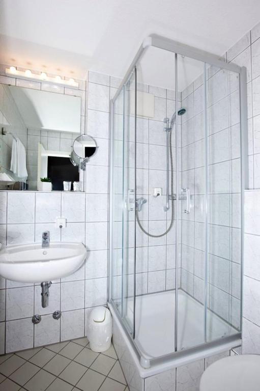 Hotel Gerberhof Backnang Phòng bức ảnh
