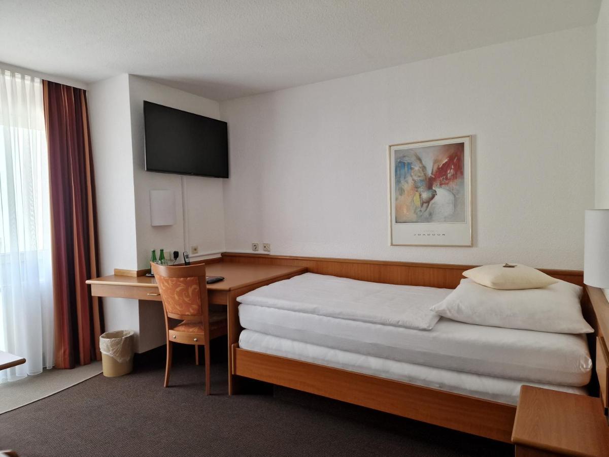 Hotel Gerberhof Backnang Ngoại thất bức ảnh