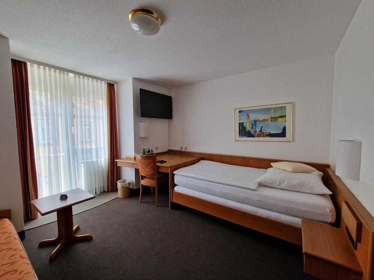 Hotel Gerberhof Backnang Ngoại thất bức ảnh