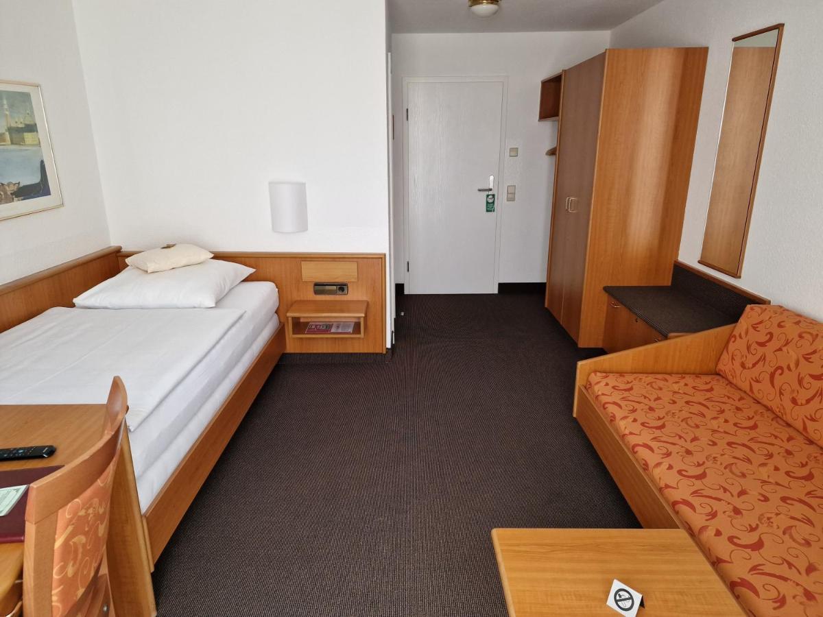 Hotel Gerberhof Backnang Ngoại thất bức ảnh