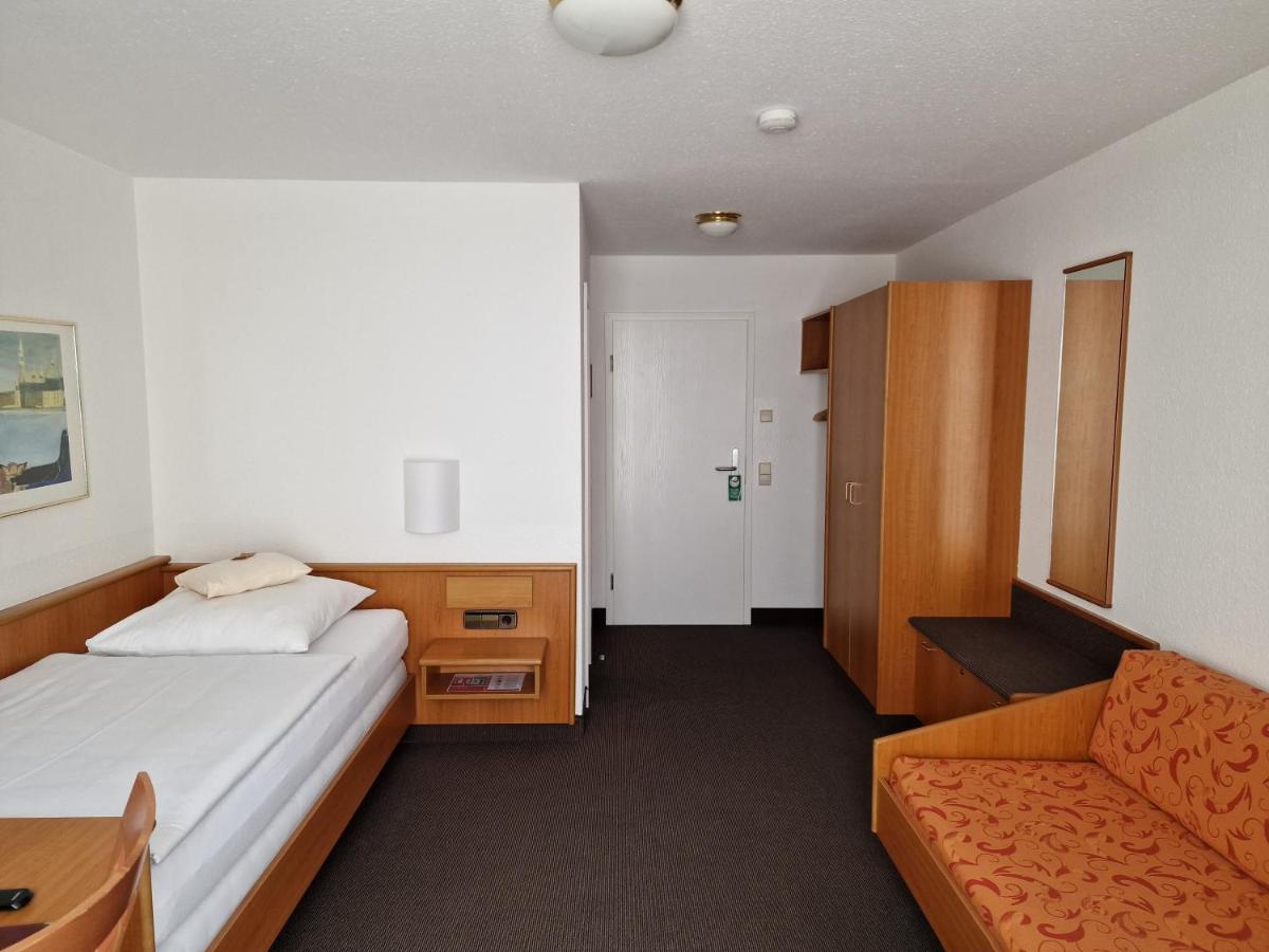 Hotel Gerberhof Backnang Ngoại thất bức ảnh