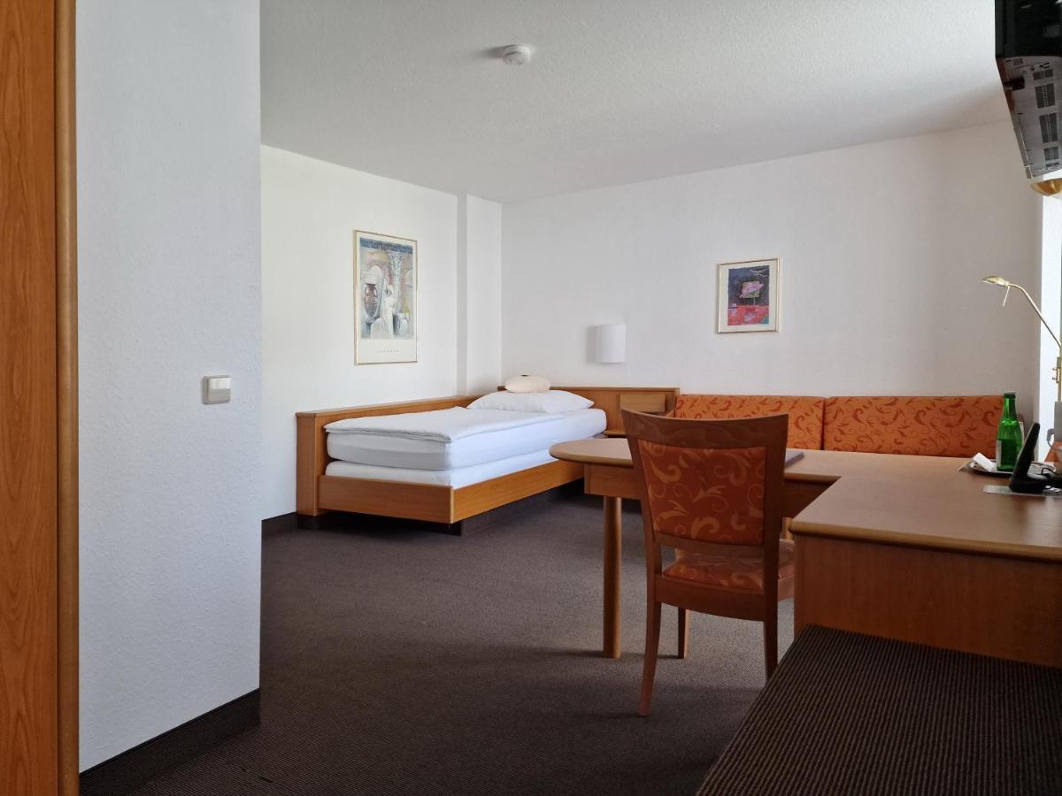 Hotel Gerberhof Backnang Ngoại thất bức ảnh