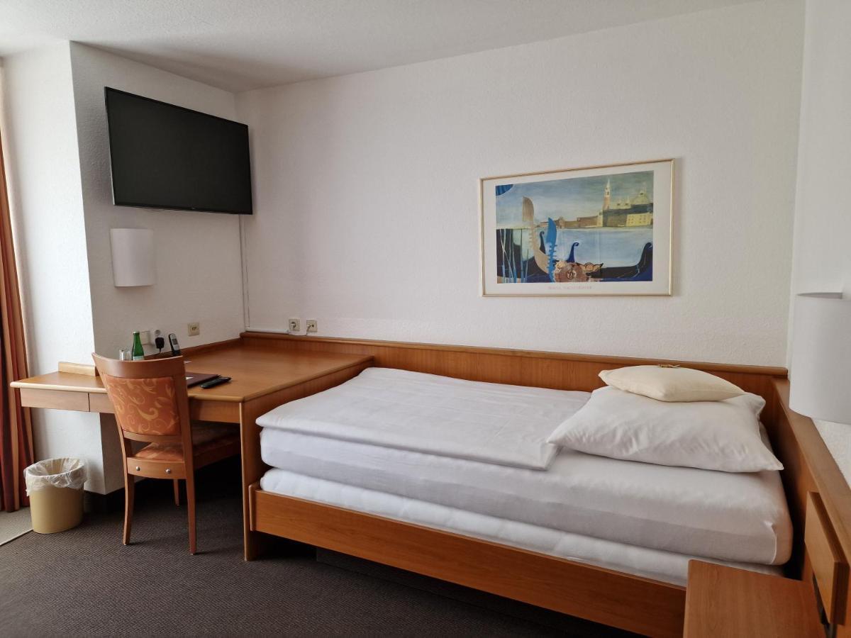 Hotel Gerberhof Backnang Ngoại thất bức ảnh
